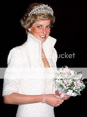 princess diana young photos. princess diana younger. princess diana young photos.