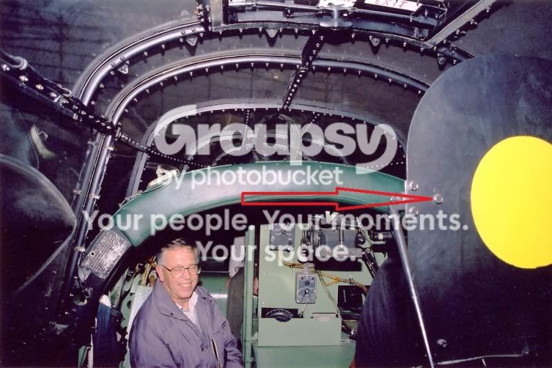 photo WhichBolt.jpg